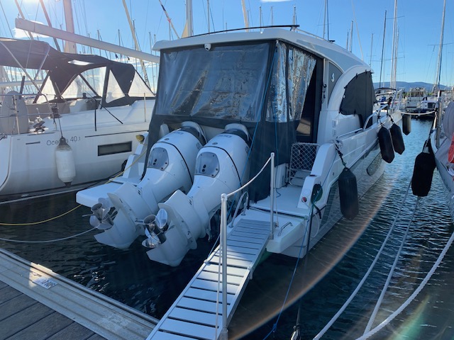 slider 2 Beneteau Antares 11 OB